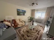 Apartament de 3 camere, 71 mp, zona Nicolina 1