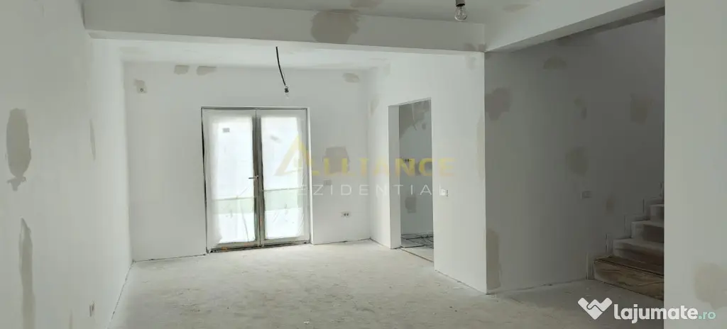 Casa Individuala - 4 camere - 2 bai - 385mp teren