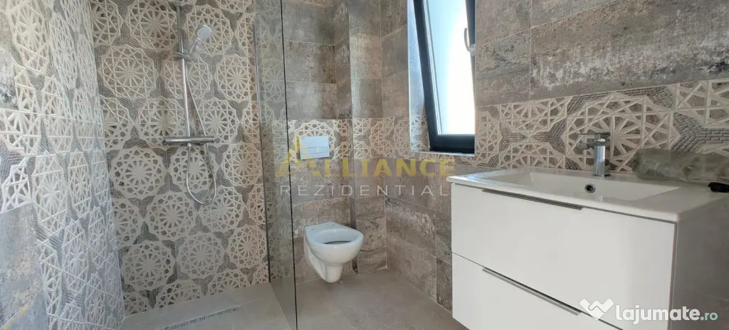 Casa Individuala - 4 camere - 2 bai - 385mp teren