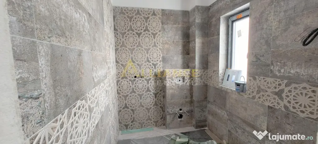 Casa Individuala - 4 camere - 2 bai - 385mp teren