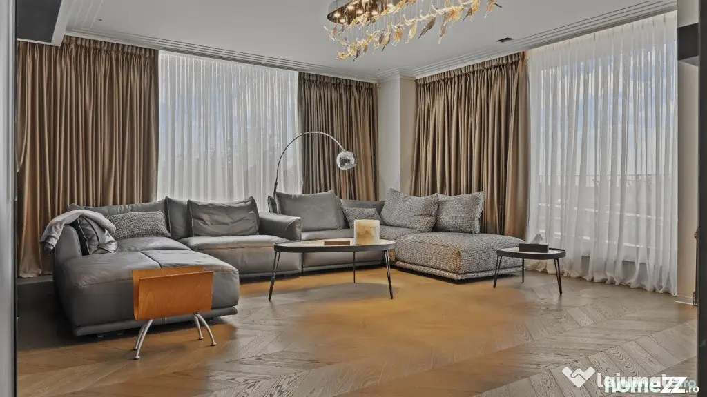 Penthouse 5 camere lux cu 3 parcari Pipera