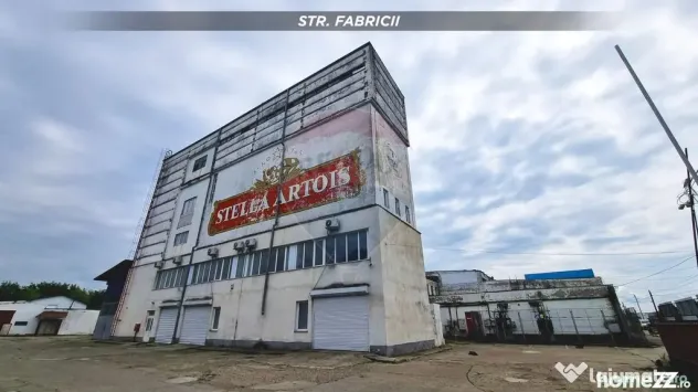 Clădire mixtă de vânzare, 1.055 MC, teren 350 mp str. ...