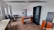 Clădire mixtă de vânzare, 1.055 MC, teren 350 mp str. ... 