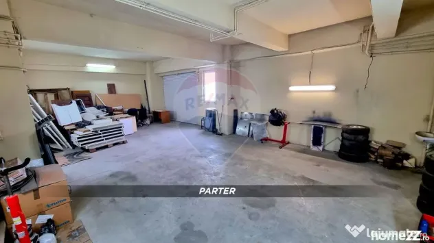 Clădire mixtă de vânzare, 1.055 MC, teren 350 mp str. ...