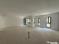Apartament luxos cu 3 camere și 2 locuri de parcare 