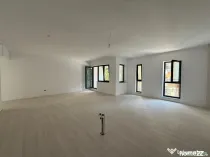 Apartament luxos cu 3 camere și 2 locuri de parcare
