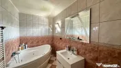Vila 7 camere 250 mp utili Vatra Luminoasa 
