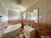 Vila 7 camere 250 mp utili Vatra Luminoasa 