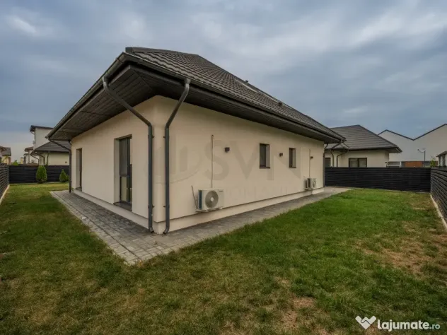 Vila individuala in Tunari l Curte