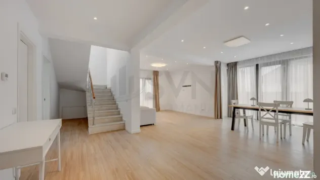 Vila individuala in Tunari l Curte - Tunari (Bucuresti-Ilfov)