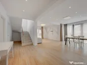Vila individuala in Tunari l Curte 