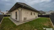 Vila individuala in Tunari l Curte 