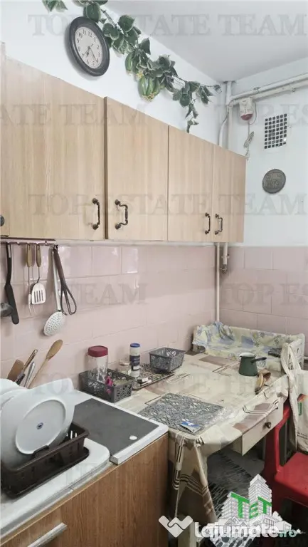 Apartament cu 3 camere in Giulesti-Crangasi, langa Bdul Cons