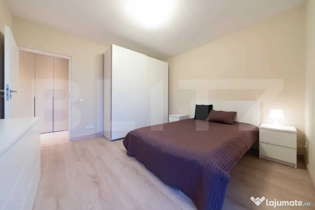 Apartament 3 camere, lux, parcare, zona Andrei Muresanu