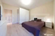 Apartament 3 camere, lux, parcare, zona Andrei Muresanu 