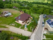 Oportunitate rară la Văratec, Neamț – ansamblu privat c