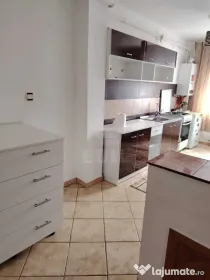 Apartament de o camera, zona Florilor, Floresti
