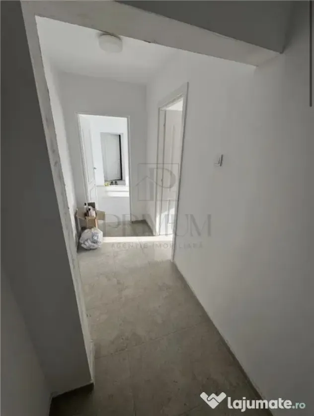 GIROCULUI - 2 CAM - ETAJUL 2 - BLOC IZOLAT - RENOVAT