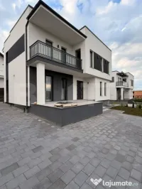Casa cu etaj, 120 mp utili, 400 mp teren, Moara - Suceava 