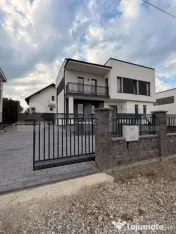 Casa cu etaj, 120 mp utili, 400 mp teren, Moara - Suceava 