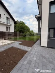 Casa cu etaj, 120 mp utili, 400 mp teren, Moara - Suceava 