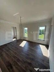 Casa cu etaj, 120 mp utili, 400 mp teren, Moara - Suceava 