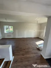 Casa cu etaj, 120 mp utili, 400 mp teren, Moara - Suceava 