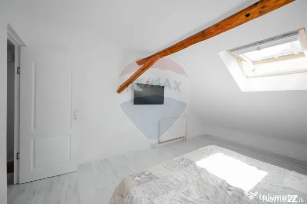 Apartament cu 3 camere de vânzare în zona Ultracentral