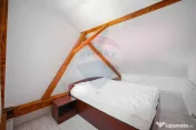 Apartament cu 3 camere de vânzare în zona Ultracentral 