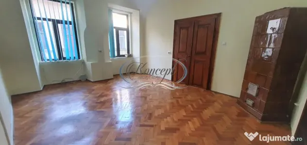 Spatiu pentru birouri, cu parcare, Piata Unirii
