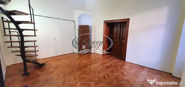 Spatiu pentru birouri, cu parcare, Piata Unirii