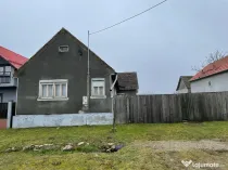 Vând casa în satul Dud com Târnova jud Arad