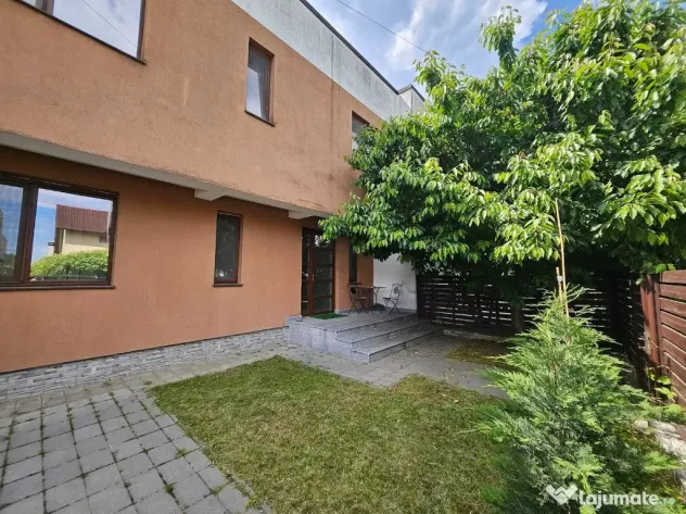 Parte din triplex, Zavoi, mobilata si utilata, 178000 EURO
