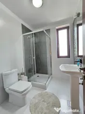 Parte din triplex, Zavoi, mobilata si utilata, 178000 EURO