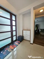 Parte din triplex, Zavoi, mobilata si utilata, 178000 EURO