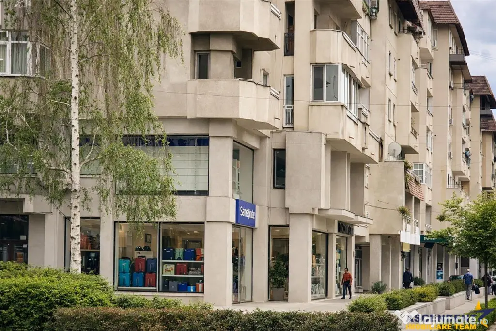 Spatiul Comercial, compartimentabil si in 3 unitati, cu acce