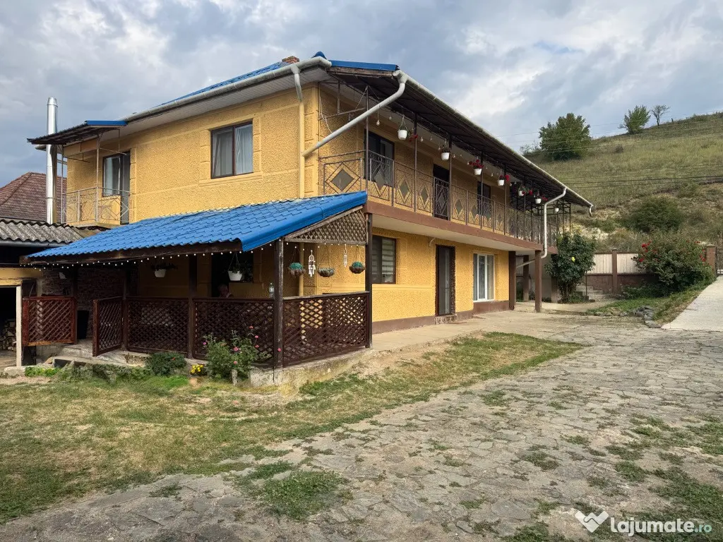 Casa de vanzare la 10 Km de Zalau, complet utilată.