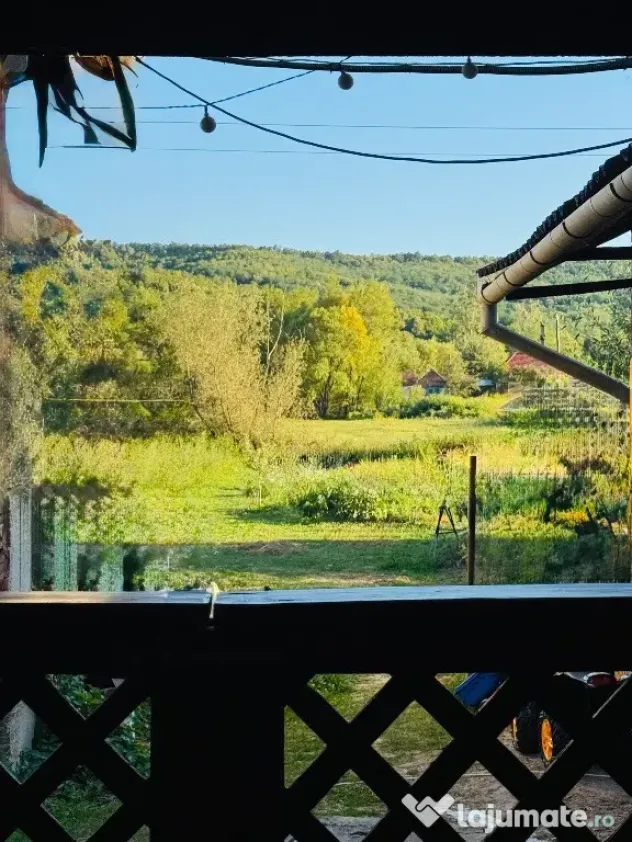 Casa de vanzare la 10 Km de Zalau, complet utilată.