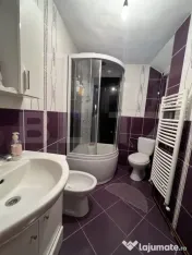 Casa pe 3 nivele si 13 arii teren 