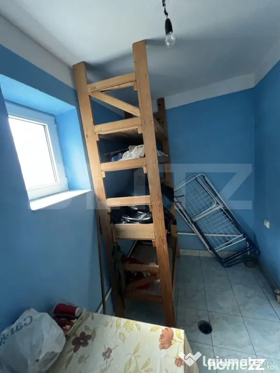 Casa pe 3 nivele si 13 arii teren - Bistrita (Bistrita-Nasaud)