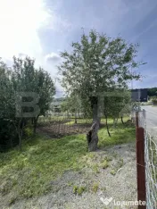 Casa pe 3 nivele si 13 arii teren 