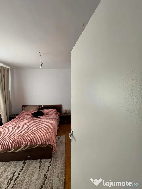 Apartament de 3 camere zona ASTRA