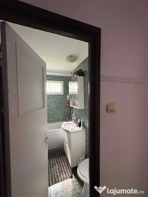 Apartament de 3 camere zona ASTRA
