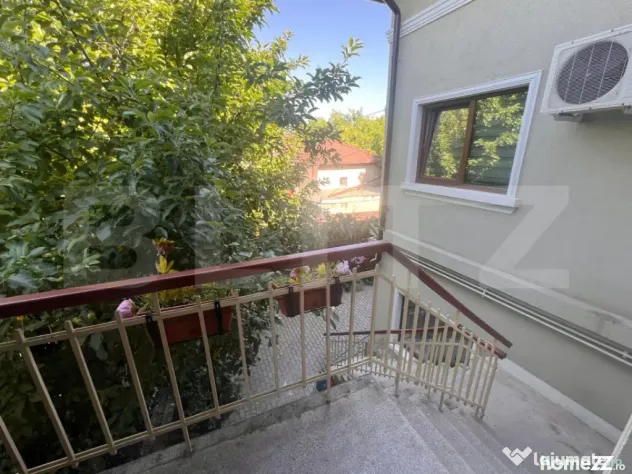 Birou de închiriat, 99 mp, zonă centrală