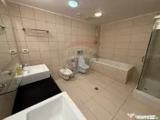 INCHIRIERE Apartament cu 3 camere in zona Primaverii 