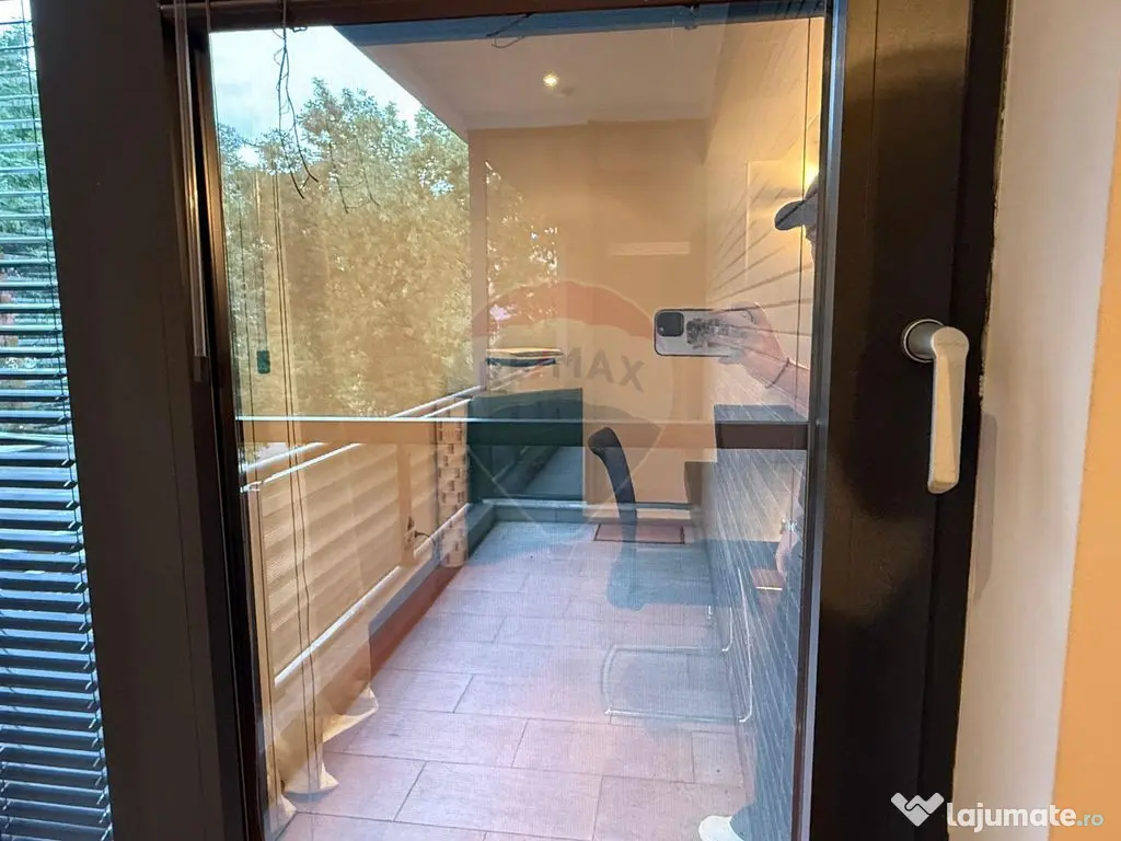 INCHIRIERE Apartament cu 3 camere in zona Primaverii