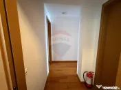 INCHIRIERE Apartament cu 3 camere in zona Primaverii