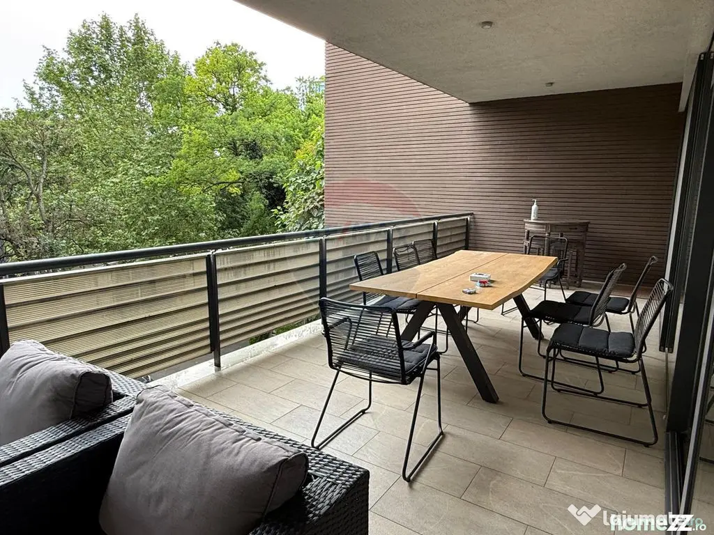 INCHIRIERE Apartament cu 3 camere in zona Primaverii