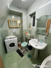Apartament la casa cu 2 camere situat in zona Calea Dumbravi 