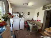 Apartament de vanzare 3 camere - zona Decebal